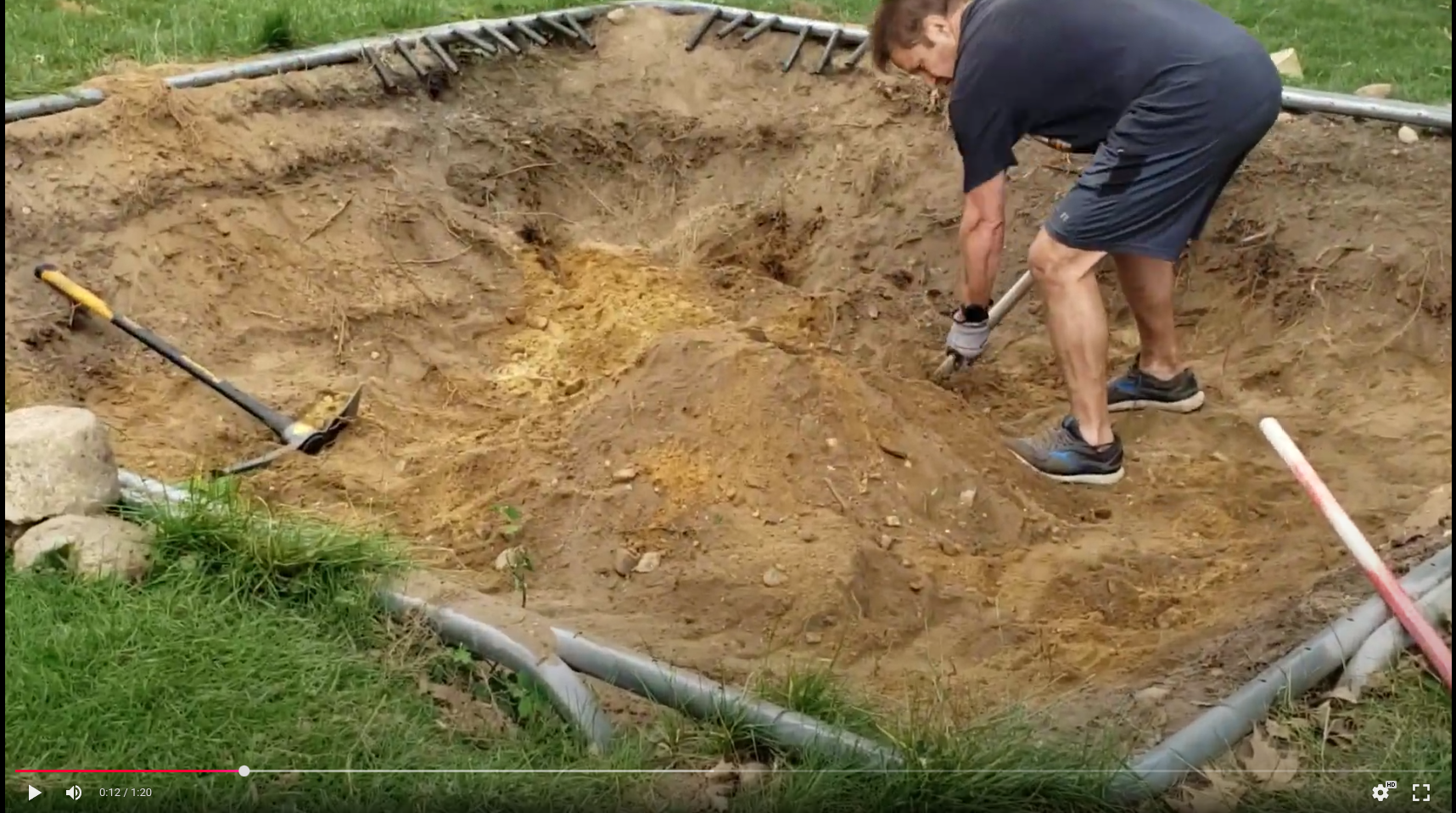 trampoline_dig